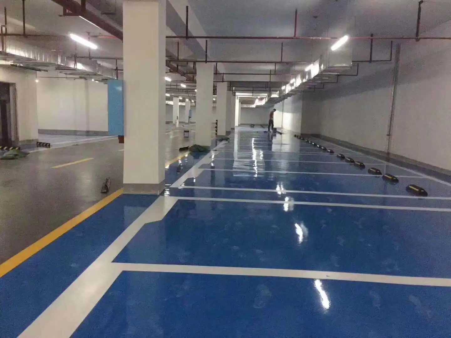 環氧樹脂砂漿自流平地坪